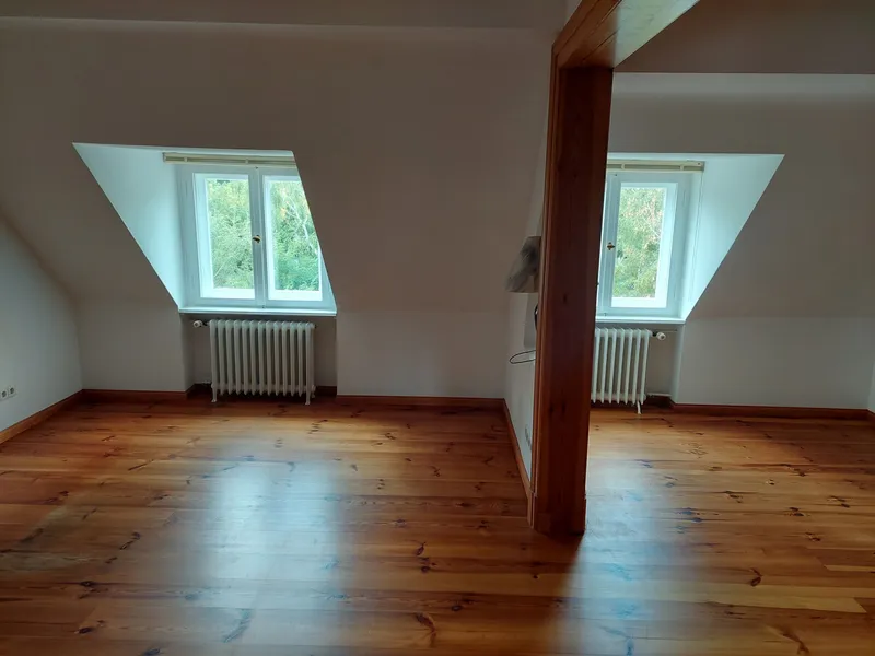 Wohnen im Dachgeschoss: 2-Zimmer-Wohnung in Dahlem — photo 1